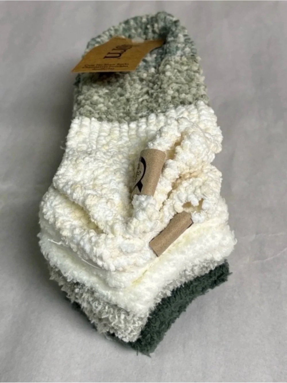 New Born Socks Women’s 4 Pair Multicolor Plush Soft Cozy No Show Socks Casual